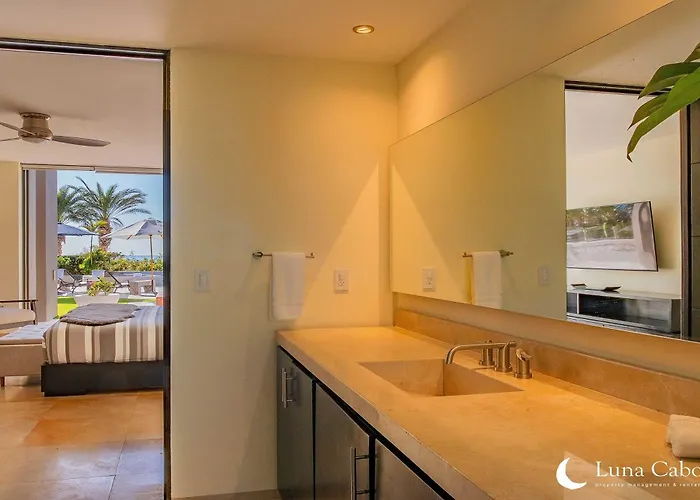 Blue Sea - Heated Pool, Hot Tub & *