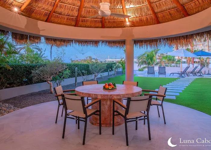 Villa Blue Sea - Heated Pool, Hot Tub &